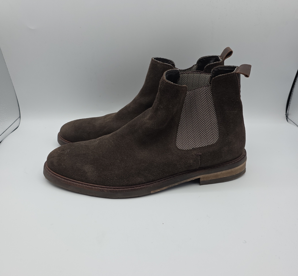 Steve Madden Dark Brown Suede Chukka Chelsea Boots